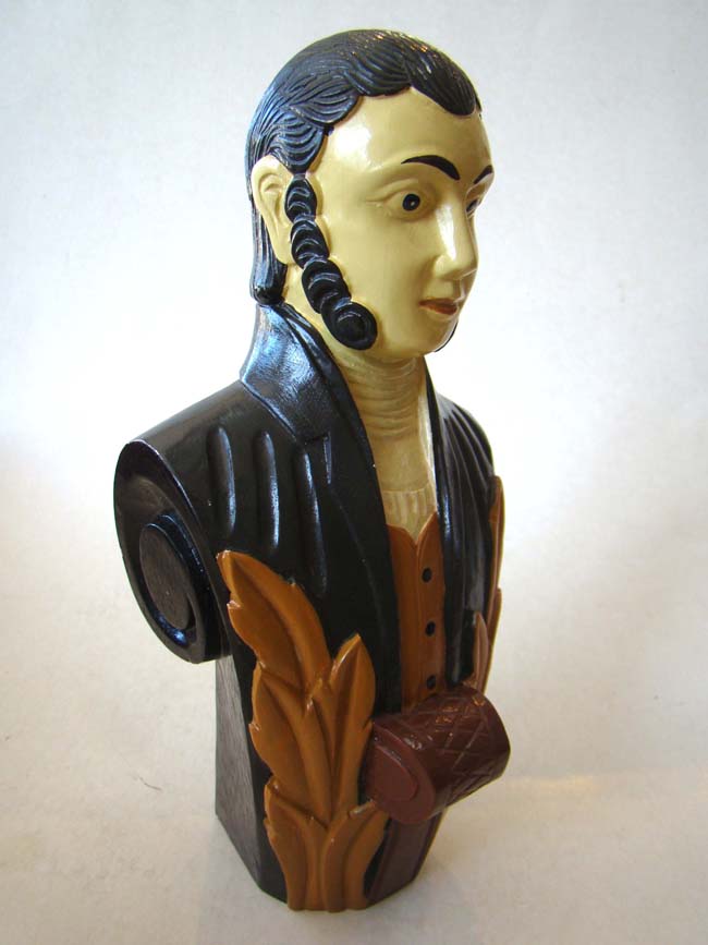 A miniature carved ship's figurehead — image 2